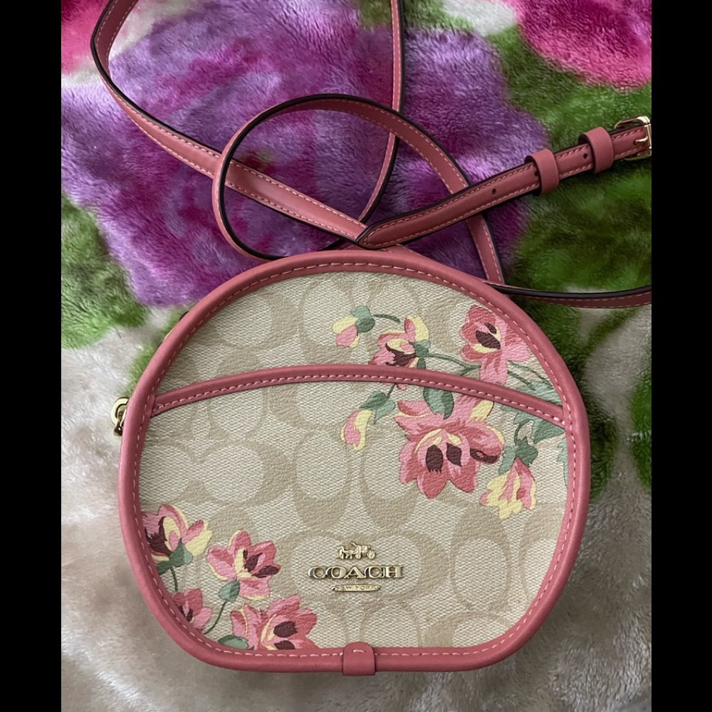 Coach Canteen Purse